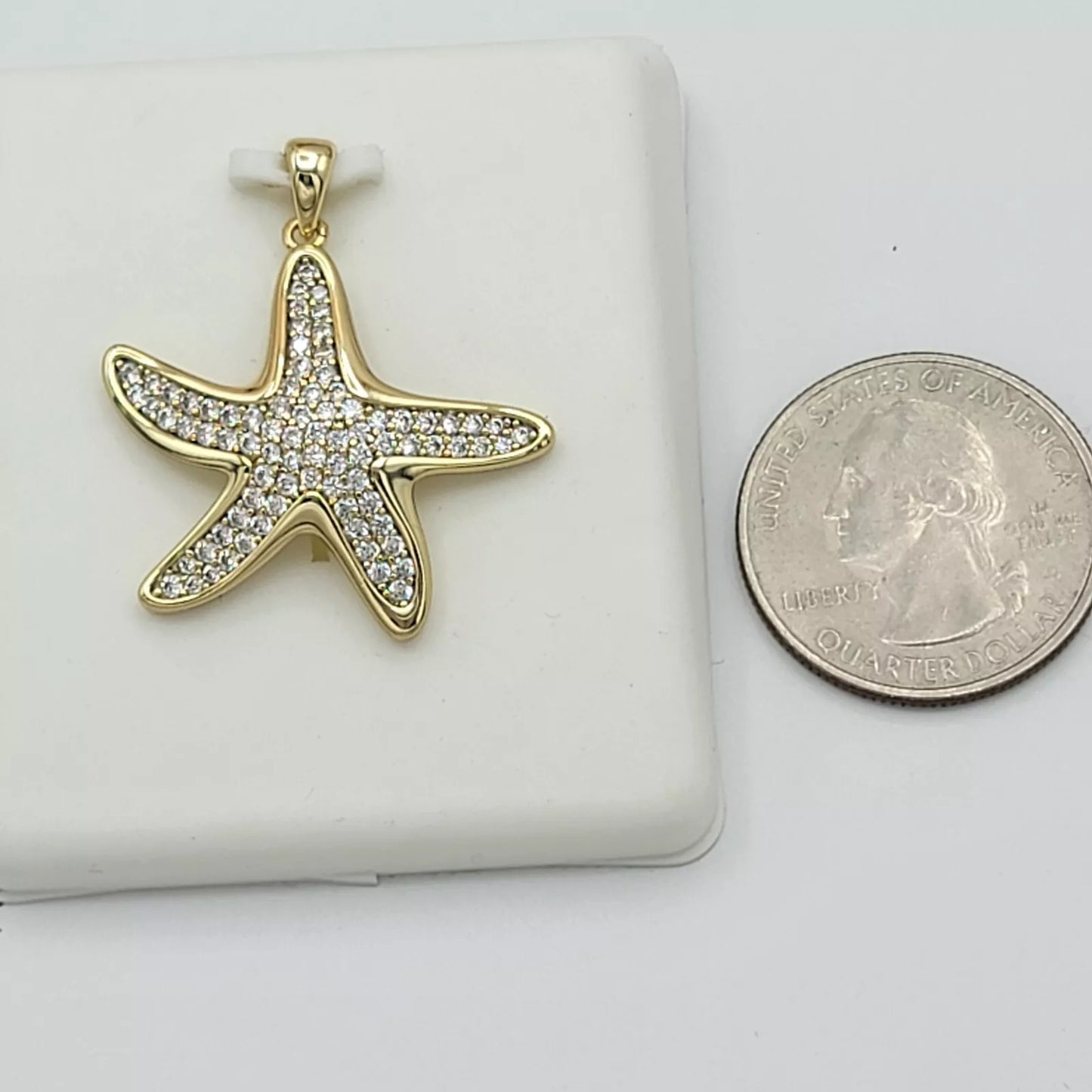 14K Gold Plated Shiny Icy Starfish Pendant & Chain Necklace. Women Girl Jewelry